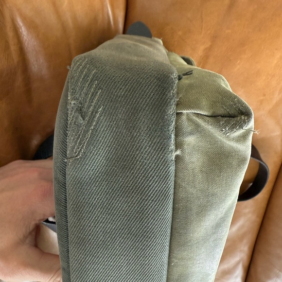 Filson Briefcase - Picture 7 of 9